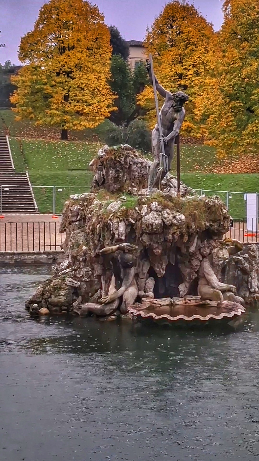 Fountain in Boboli Gardens - Florence